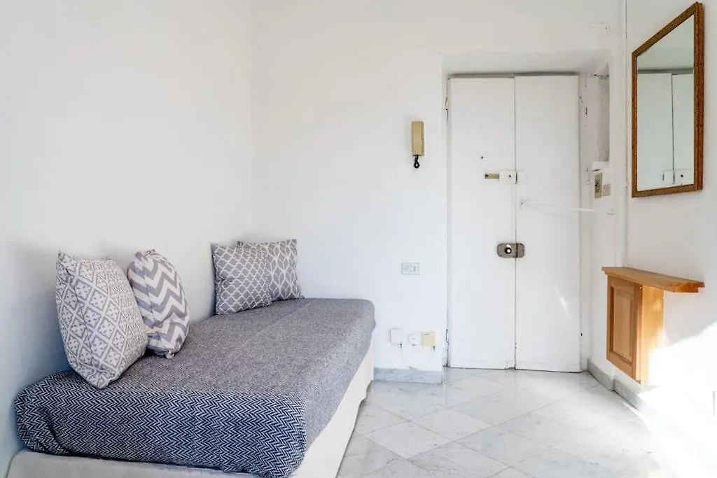 Luminoso Appartamento Porta Venezia Milánó Apartman